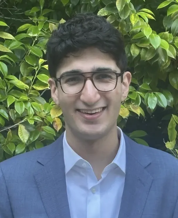 Headshot of Jordan Lari